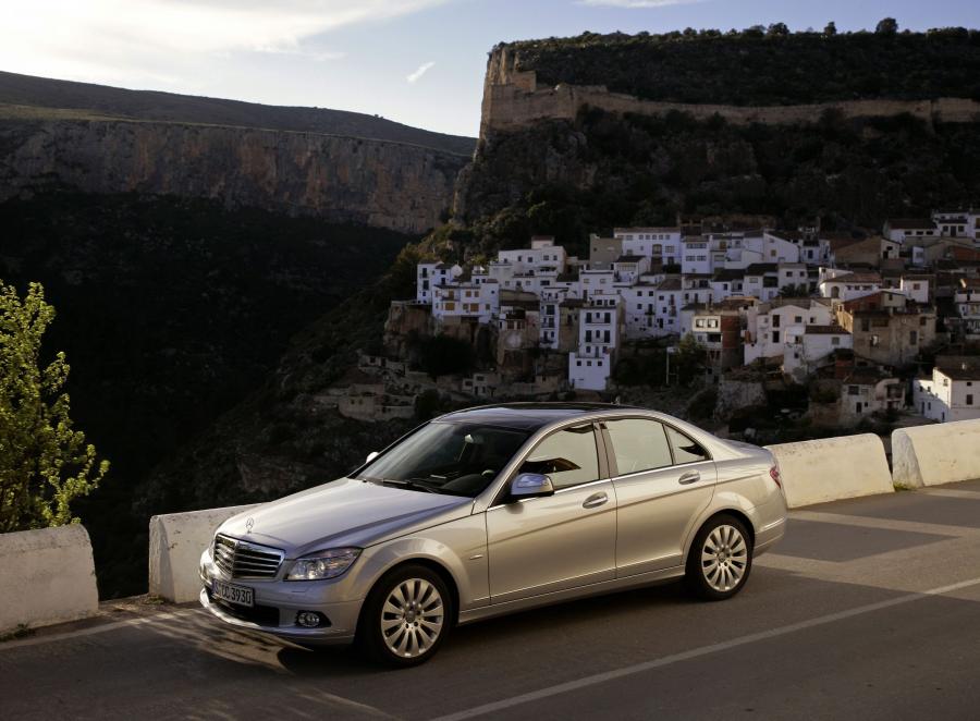 Mercedes-Benz C-Class 2007 года  (фото 69 из 413)